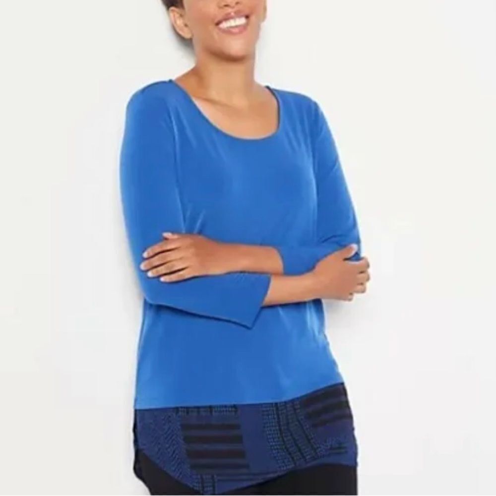 Susan Graver Textured Liquid Knit Printed Hem Tunic Top